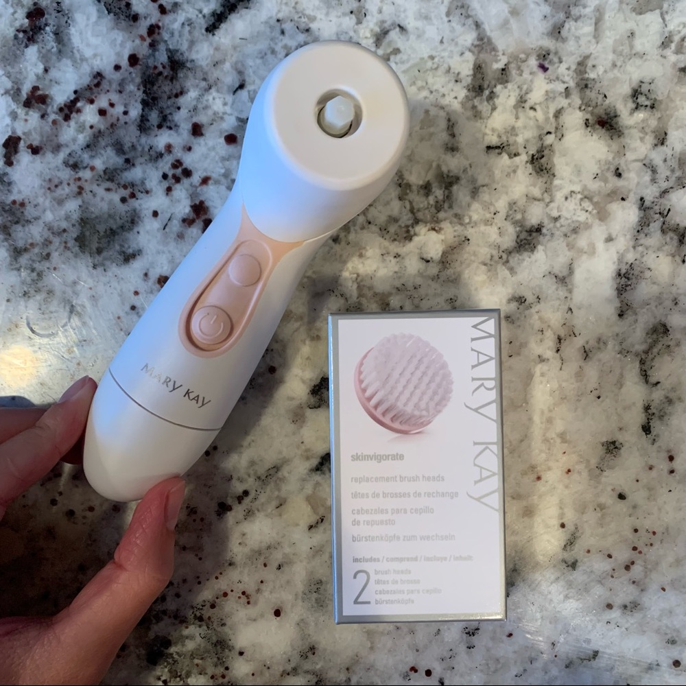 Mary Kay Skinvigorate Cleansing Brush